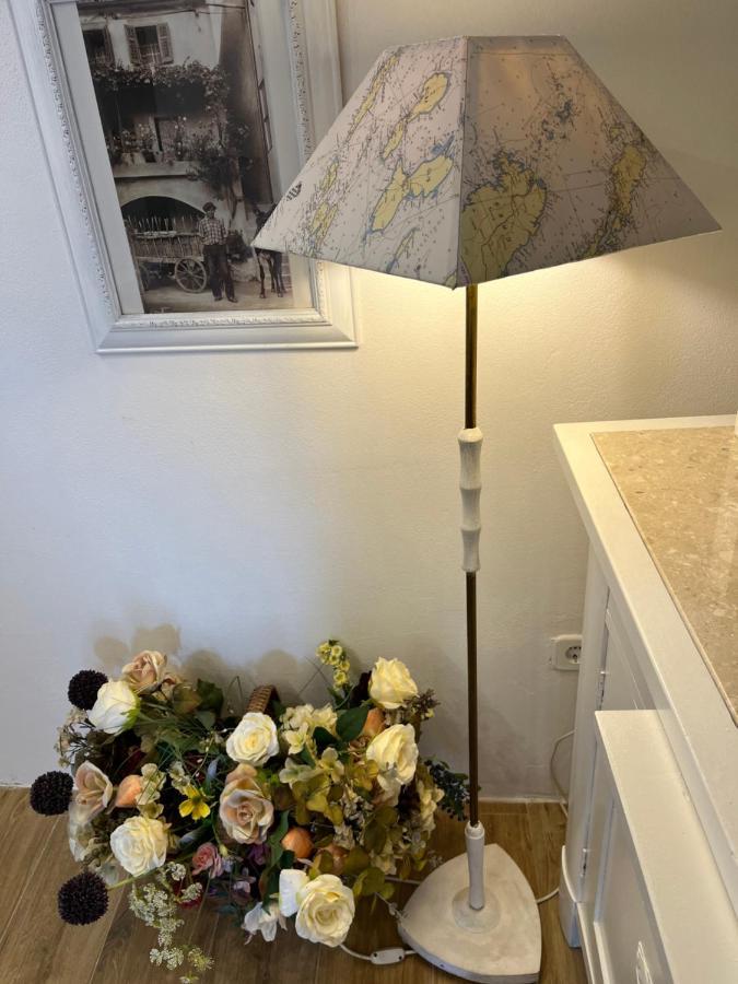 Charming Studio Apartment At House Rustica With Terrace And Nearby Parking ปูนัต ภายนอก รูปภาพ